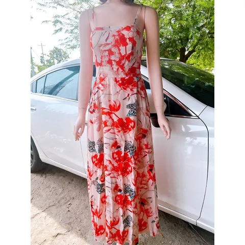 Đầm hoa hai dây chất liệu lụa mango cao cấp, dáng dài form xòe bo chun phía sau (hàng thiết kế), có 2 túi 2 bên
