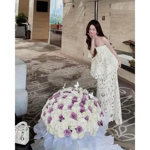 Set cúp ngực ren trắng váy nữ dáng dài cổ tiểu thư Set ren nữ, Set gồm áo quây họa tiết ren hoa dập nổi phối