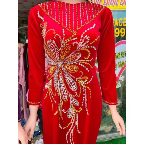 Áo daì đính kêt siêu đẹp Hàng chụp thật 100% Màu tím size M, màu đỏ size S Hàng siêu đẹp tỉ mỉ Giá 400k/ áo dài đính kết
