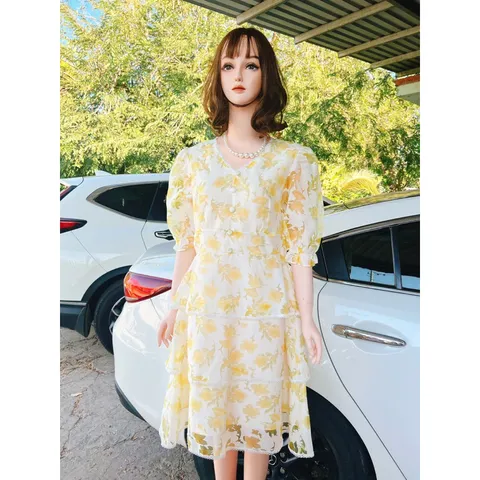 Đầm hoa tầng màu vàng Giá 320k Hàng có sẵn giao ngay XL Chất liệu hàng cao cấp