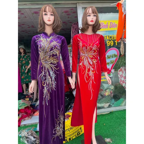 Áo daì đính kêt siêu đẹp Hàng chụp thật 100% Màu tím size M, màu đỏ size S Hàng siêu đẹp tỉ mỉ Giá 400k/ áo dài đính kết