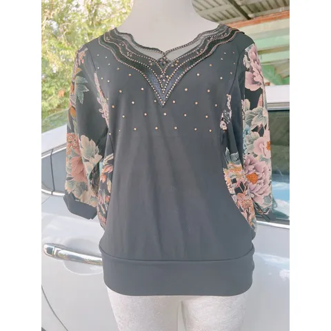 Áo Quảng Châu ep đá Hàng có sẵn giao ngay Giá 190k Hàng cao cấp