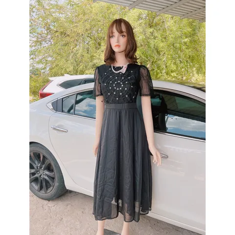 Đầm ren đen đính kết như hình Giá 360k Hàng có sẵn giao ngay Hình thât 100%