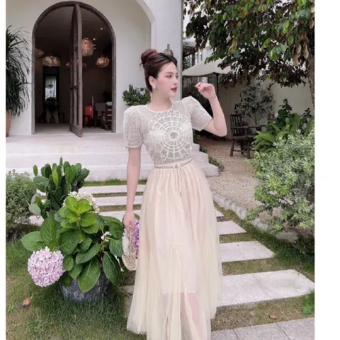 Váy ren xoè thiết kế cao cấp, đầm công chúa hot hit  Giá 380k Hàng có sẵn giao ngay Hàng bao đẹp Như hình chụp