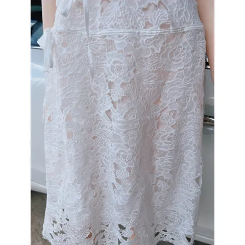 Váy trắng ren 2 dây thướt tha dịu dàng Giá 390k Có siZe S và M Hàng có sẵn giao ngay Hàng đường may đẹp, kỹ, đúng mô tả
