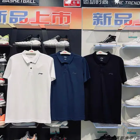 👕👕áo thun nam cổ đức siêu hot ạ Giá 190k sz xl dưới 75kg ạ có màu trắng và đen Chất thun mát mịn dày dạn nhé