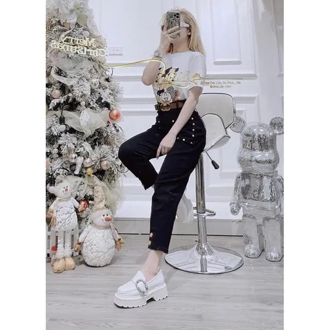 SET ÁO MICKEY QUẦN ĐEN KÈM BELT XỊN ĐẸP NHÉ Chất thun + kaki boy + kèm belt y hình chụp💯💯