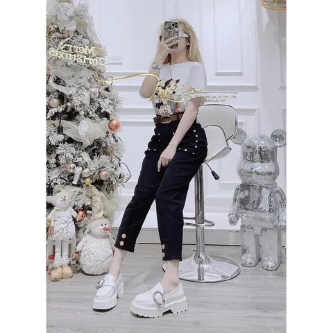 SET ÁO MICKEY QUẦN ĐEN KÈM BELT XỊN ĐẸP NHÉ Chất thun + kaki boy + kèm belt y hình chụp💯💯