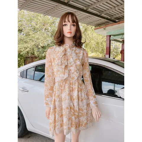 Đầm hoa phối ren Màu vàng Giá 290k Hàng có sẵn giao ngay