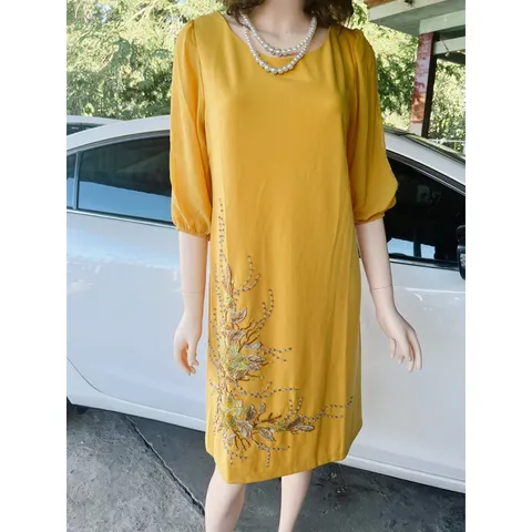 Đâm vàng tay xẻ đính kết siêu đẹp Giá 290k Hàng có sẵn giao ngay XL Có co giãn