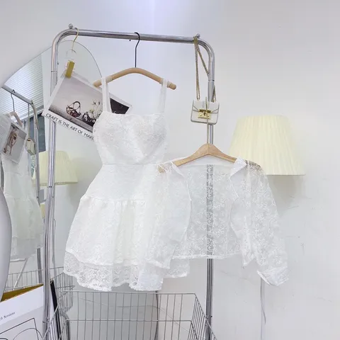 SET ĐẦM 2S TRẮNG REN HOA XOÈ PHỒNG + KHOÁC CROP REN  trắng Đang hot style đầm trong kèm khoác ngoài  sang chảnh