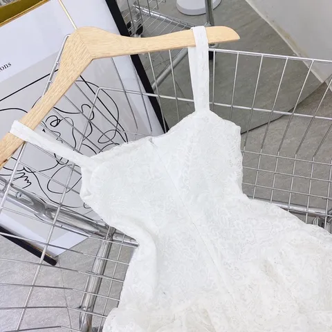 SET ĐẦM 2S TRẮNG REN HOA XOÈ PHỒNG + KHOÁC CROP REN  trắng Đang hot style đầm trong kèm khoác ngoài  sang chảnh