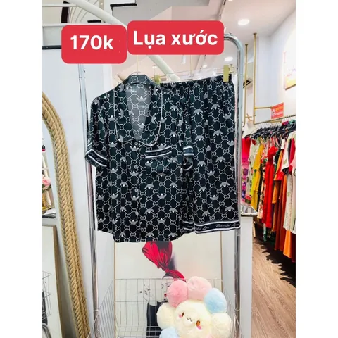 nhiều hình xinh quá. Tông màu nhẹ nhàng dễ chịu Giá trên hình Lụa latin Mẫu mới cập nhật Hàng coa sẵn giao ngay