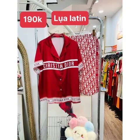 nhiều hình xinh quá. Tông màu nhẹ nhàng dễ chịu Giá trên hình Lụa latin Mẫu mới cập nhật Hàng coa sẵn giao ngay