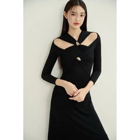 Váy đầm ôm body xoắn ngực tay đai dự tiệc cao cấp Giá 290k Hàng có sẵn giao ngay Có màu đen và màu đỏ