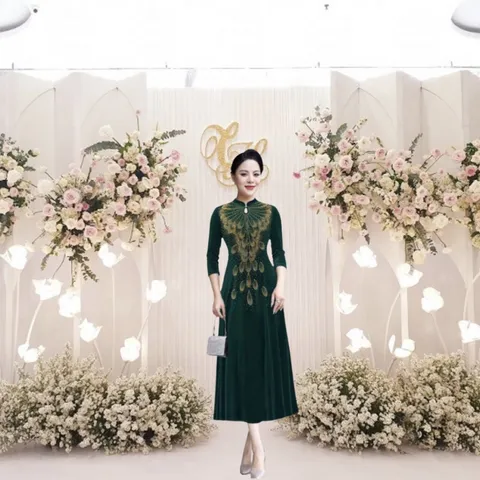 Đầm trung niên cho mẹ dự tiệc sang trọng chất vải nhung tuyết mềm mịn chống nhăn đính pha lê cổ giọt lệ cao cấp Giá 380k