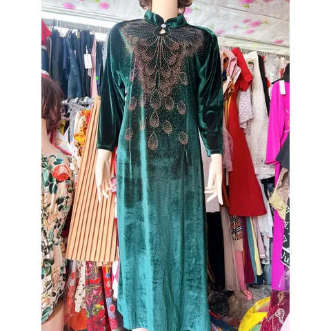 Đầm trung niên cho mẹ dự tiệc sang trọng chất vải nhung tuyết mềm mịn chống nhăn đính pha lê cổ giọt lệ cao cấp Giá 380k