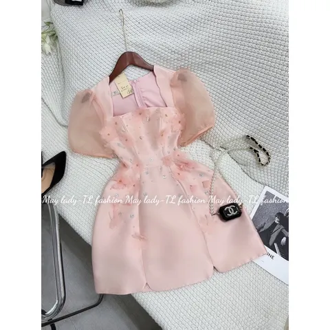 Váy thiết kế tafta đính kết hồ điệp, váy dự,  hàng thiết kế cao tơ cao cấp, lót áy) Hàng có s