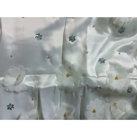 Váy thiết kế tafta đính kết hồ điệp, váy dự,  hàng thiết kế cao tơ cao cấp, lót áy) Hàng có s