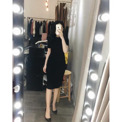 Đầm body thun cotton lạnh siêu mịn siêu xịn Xẻ trước Giá 200k Hàng có sẵn giao ngay Màu đen mặc tôn dáng