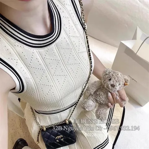 Set len gồm áo + chân váy len Giá 290k/ set Màu be Hàng có sẵn giao ngay