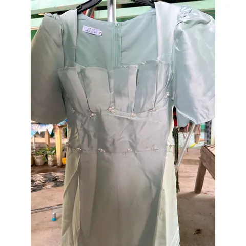 Đầm tapta xanh mint đính hat Giá 320k Hàng coa sẵn giao ngay Eo dưới 74cm