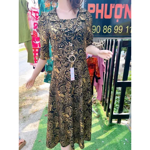Đầm cổ vest nhũ kim sa siêu đẹp, siêu sang Có co giãn Hàng có sẵn giao ngay Giá 360k