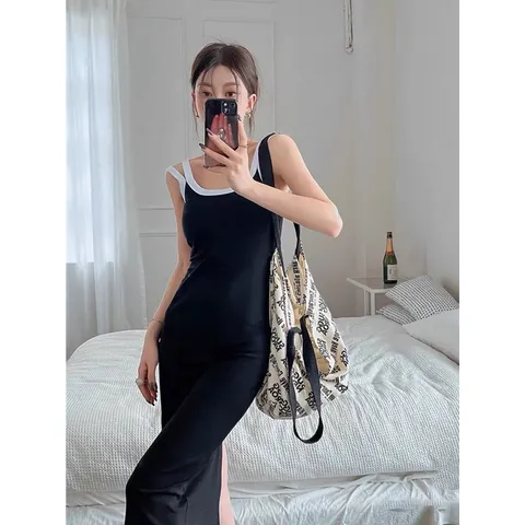 ĐẦM BODY ĐEN 2S VIỀN TRẮNG CHÉO  Lên dáng cool ngầu siêu tôn nha co dãn thoải mái Hàng có sẵn giao ngay Giá 190k