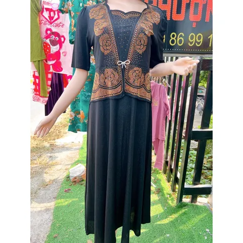 Đầm dạ hội trung niên đi tiệc vải nhũ kim sa kiểu áo giả vest che bụng hoa hồng kết đá,  Đầm dạ hội nhũ hoa hồng kết đa