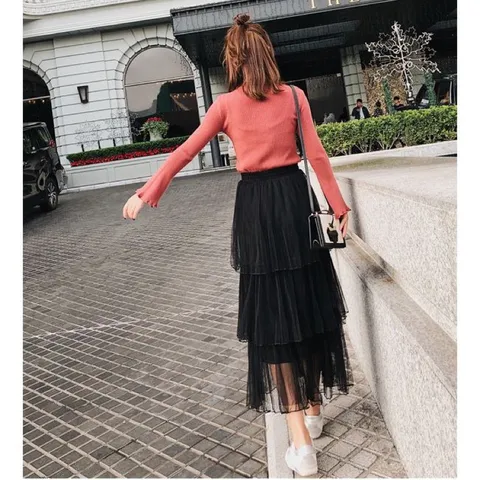 Chân váy ren đen Quảng Châu Giá 190k Ren đẹp cao cấp Hàng có sẵn giao ngay Hàng đường may đẹp, kỹ, đúng mô tả.