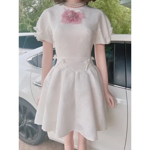 Đầm siêu đẹp Thời Trang Sang Trọng Giá 290k Hàng có sẵn giao ngay Hình chụp thật 100%