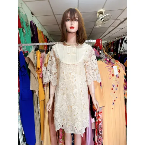 Đầm hoa ren nổi cao cấp  Giá 299k  Hàng có sẵn giao ngay S Size SM  Màu kem  Chất liệu ren cao cấp Hàng chính chủ NH