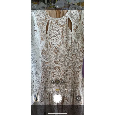 Đầm ren như hình Giá 350k Hàng có sẵn giao ngay Hàng đường may đẹp, kỹ, đúng mô tả.  100% sử dụng hình ảnh thật