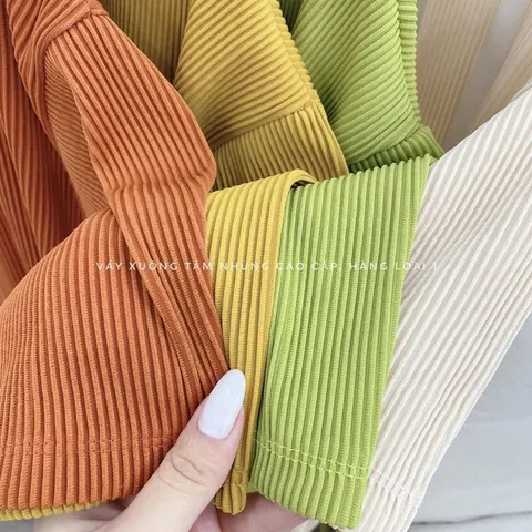 Đầm suông tăm cao cấp, hàng siêu đẹp Giá 250k Màu vàng + màu xanh cốm Hàng coa sẵn giao ngay