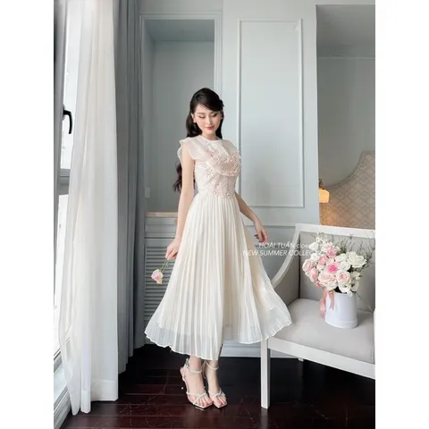 Đầm trắng tiểu thư lụa dập ly thêu hoa cao cấp - Váy xòe dự tiệc Giá 390k Hàng có sẵn giao ngay M