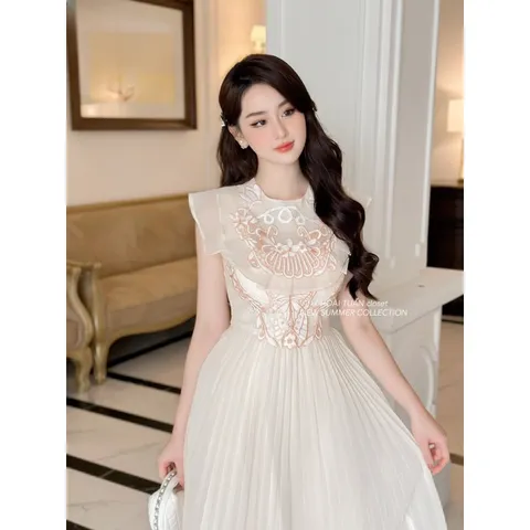 Đầm trắng tiểu thư lụa dập ly thêu hoa cao cấp - Váy xòe dự tiệc Giá 390k Hàng có sẵn giao ngay M