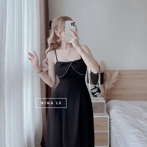 ❌đầm đen 2 dây viền hạt cao cấp 🎉🎉🎉 Giá 250k Chất cát boy dày dặn, viền dây hạt