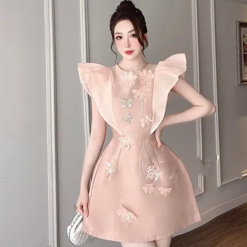 Đầm cao cấp đẹp như hình Màu hồng và kem Giá 360k Hàng có sẵn giao ngay