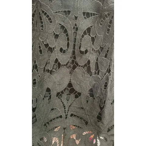 đầm ren đen cao cấp