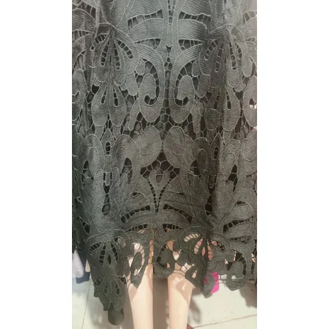 đầm ren đen cao cấp