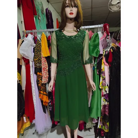Đầm thiết kế đính kết tay thủ công tỉ mỉ Hàng có sẵn giao ngay Giá 390k, người ta đang bán gần 1 triệu 2 Đúp lót 2 lớp