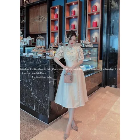Đầm tapta phối ren siêu đẹp Giá 320k Hàng có sẵn giao ngay Siêu sang siêu đẹp
