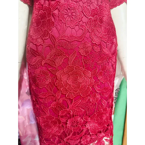 Đầm ren cao cấp Eo dứoi 70 cm mặc đẹp Giá 390k Hàng có sẵn giao ngay Đúp lót 2 lớp Size SM Có sẵn mút ngực
