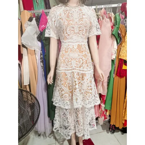 Đầm ren nổi tầng dáng dài cao cấp, sang trọng Hàng có sẵn giao ngay Giá 420k Đủ size SML XL Đúp lót 2 lớp cao cấp