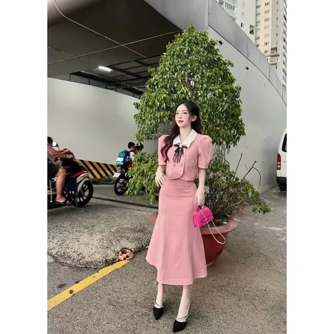 Set áo tiểu thư + kèm nơ như hình Chân váy đuôi cá siêu đẹp Hàng có sẵn giao ngay Dưới 65kg mặc đẹp Giá 390k/ cả set