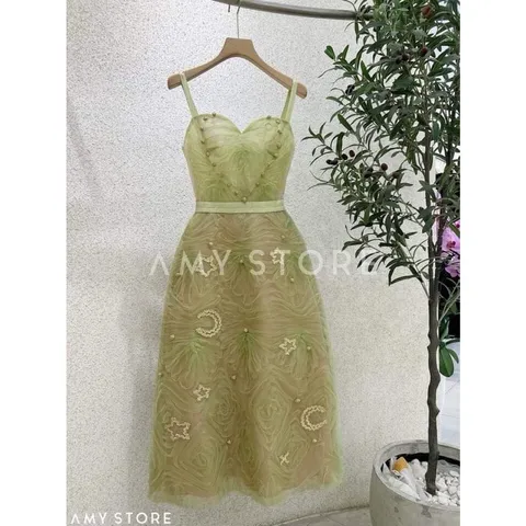Đầm ren 2 dây siêu đẹp Giá 399k, người ta đang bán gần 9xx Hàng có sẵn giao ngay Đủ size tới 70kg