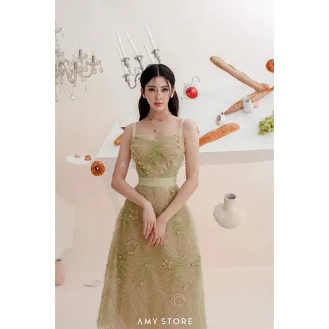 Đầm ren 2 dây siêu đẹp Giá 399k, người ta đang bán gần 9xx Hàng có sẵn giao ngay Đủ size tới 70kg