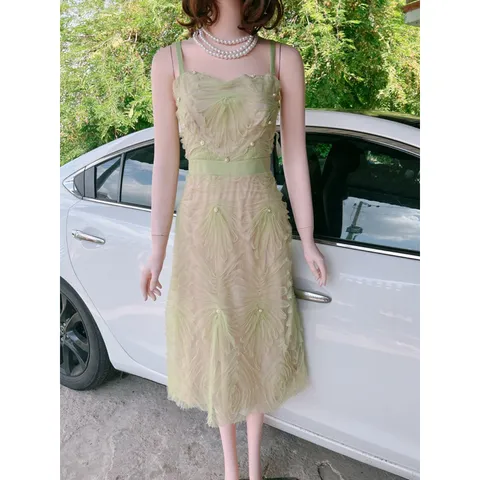 Đầm ren 2 dây siêu đẹp Giá 399k, người ta đang bán gần 9xx Hàng có sẵn giao ngay Đủ size tới 70kg