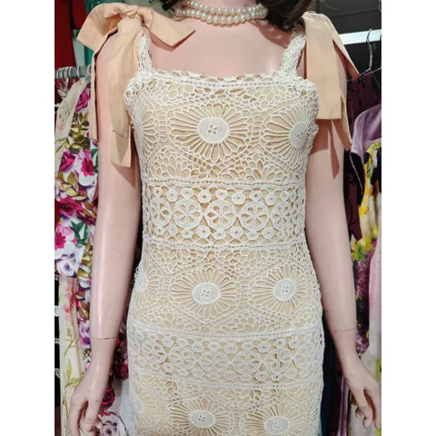 ĐẦm xoè chữ A siêu đẹp Chất vải ren xịn Hàng cao cấp Hàng có sẵn giao ngay M Giá 330k Màu da Đúp lót 2 lớp Size SM