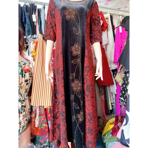 Đầm đỏ phối đen  ép đá hoa  siêu sang Giá 380k Hàng có sẵn giao ngay